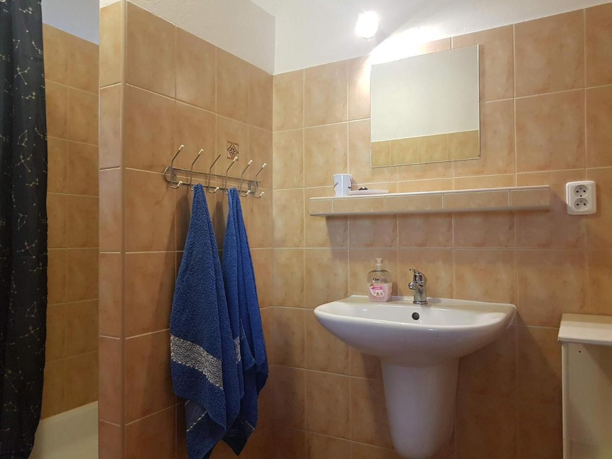 Liptovský Mikuláš Apartments Iris מראה חיצוני תמונה